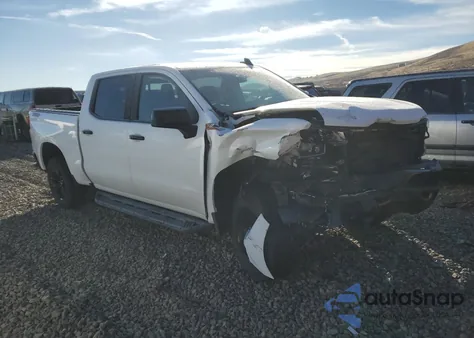 2020 Chevrolet Silverado K1500 Lt Trail Boss z USA, uszkodzony, nr VIN 3GCPYFED5LG318248